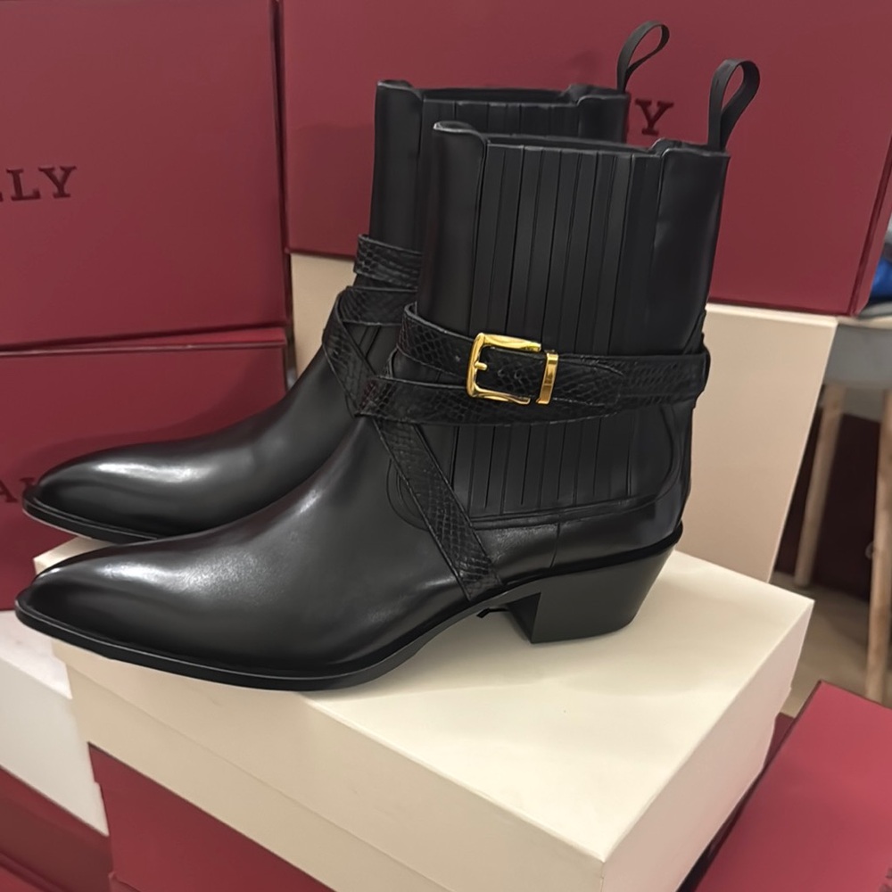 Bally Black Cowboy & Western Boots